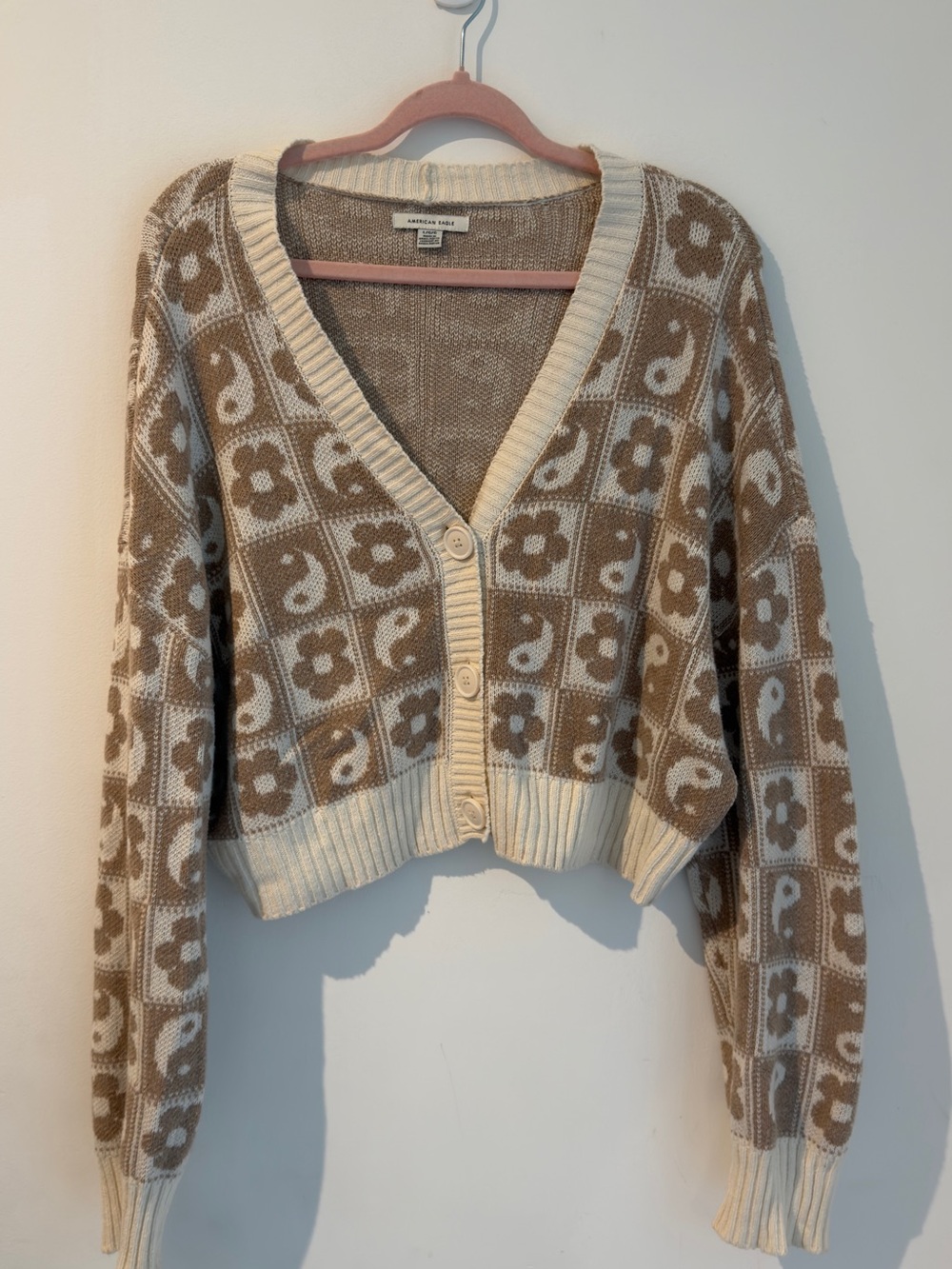 American Eagle Outfitters Beige Floral Cropped Cardigan - Picture 5 of 8